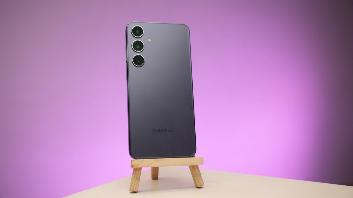 Data-vykhoda-serii-Samsung-Galaxy-S25-obyavlena